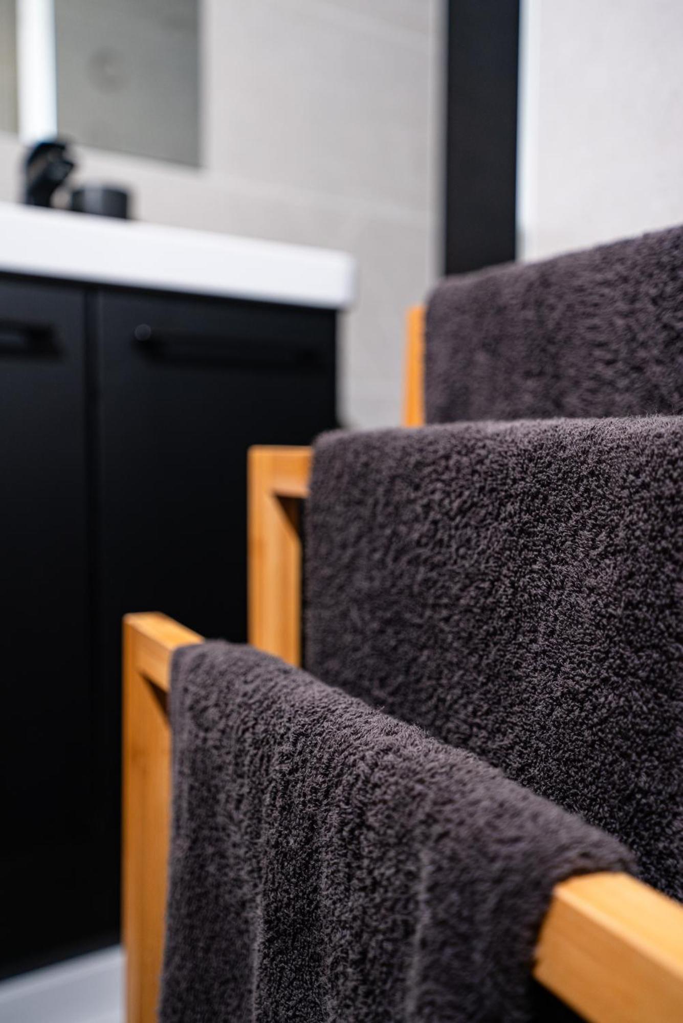 Moderne T2 Centre Sauna Wifi Home Office Netflix Страсбург Екстериор снимка