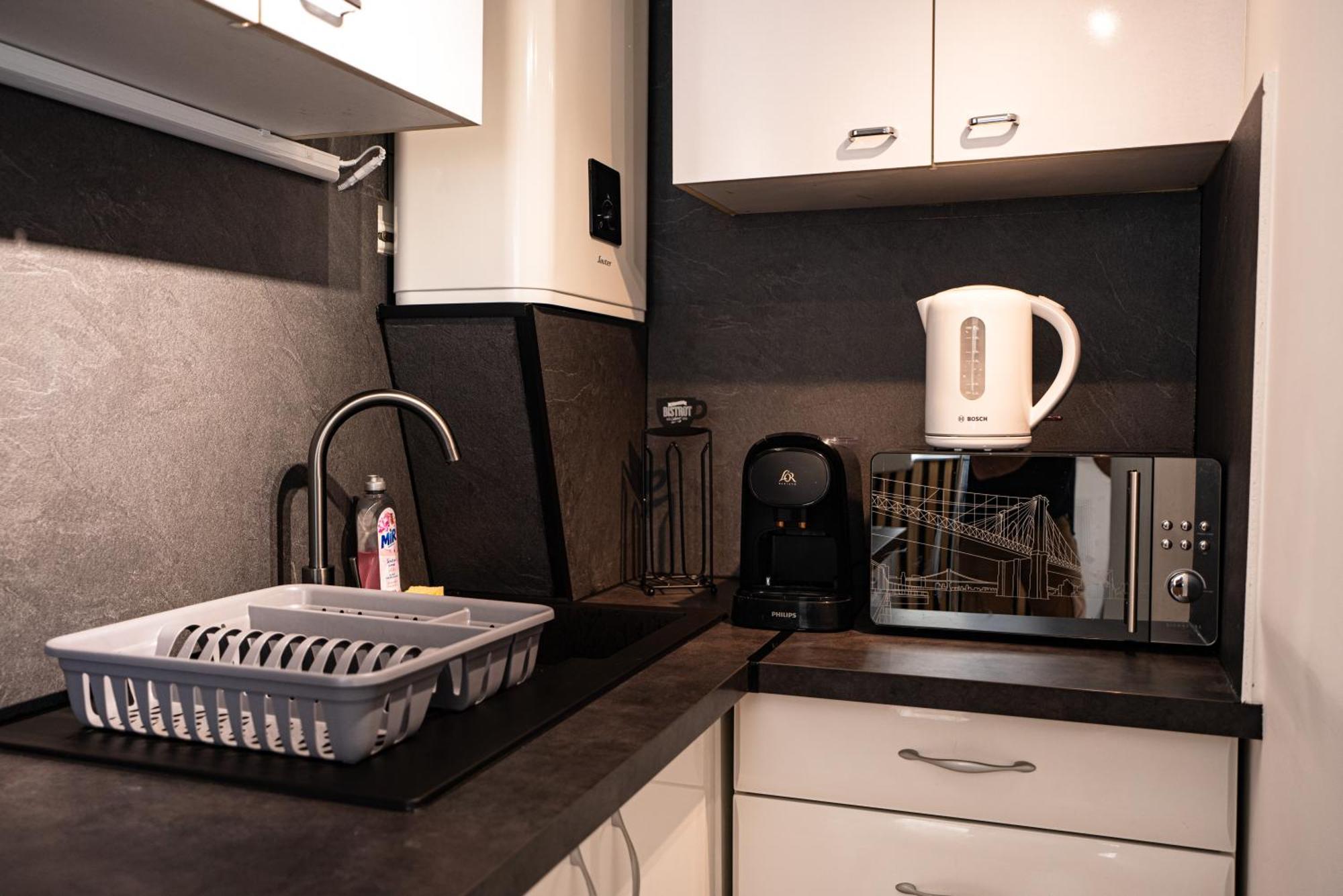 Moderne T2 Centre Sauna Wifi Home Office Netflix Страсбург Екстериор снимка